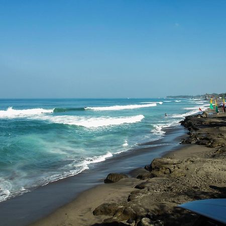 Bima Sakti Homestay Echo Beach Canggu Екстериор снимка