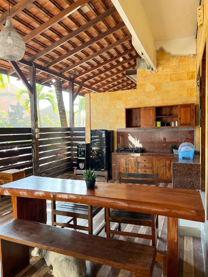 Bima Sakti Homestay Echo Beach Canggu Екстериор снимка