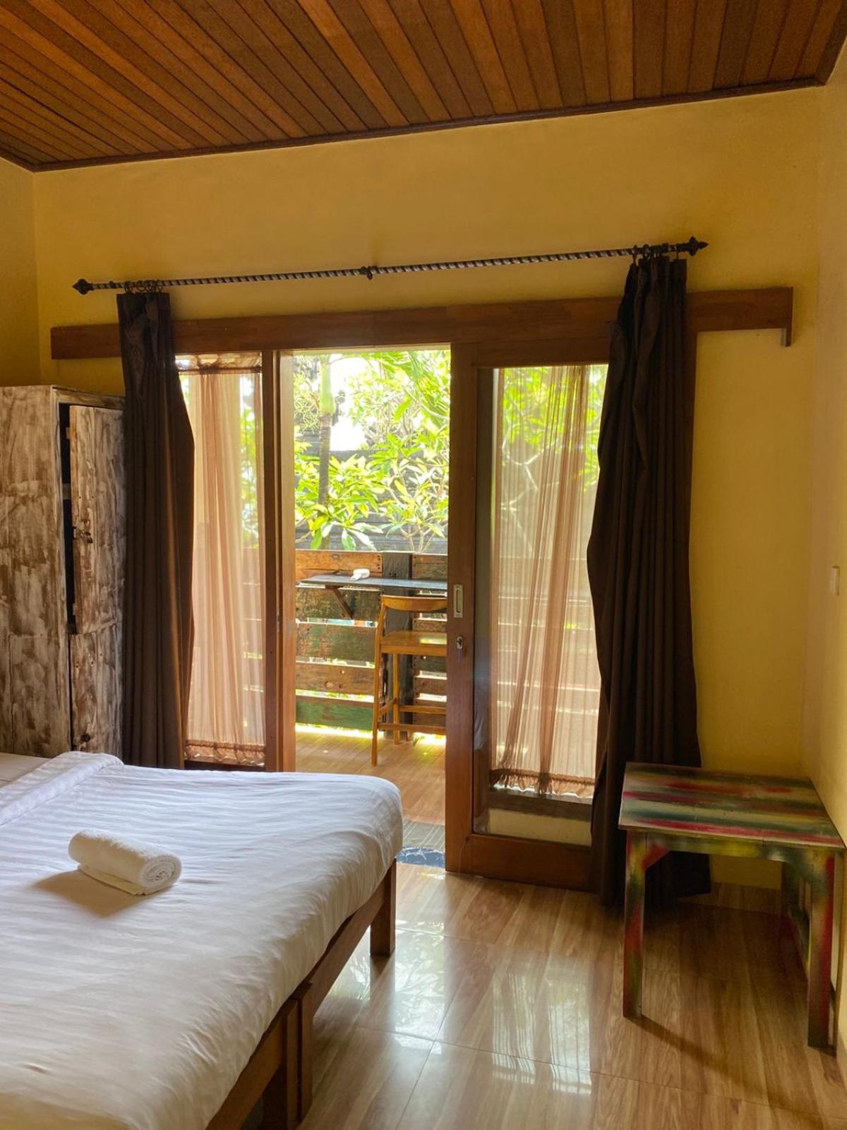 Bima Sakti Homestay Echo Beach Canggu Екстериор снимка